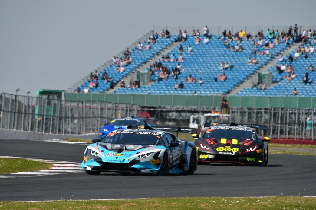 Super Trofeo Lamborghini -Top 5 at Silverstone for Target Racing