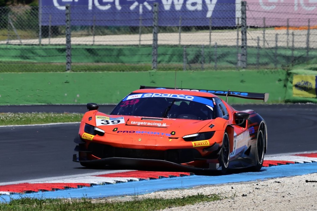 Target wraps up the Vallelunga weekend of the Italian GT Sprint Championship with podiums and comebacks