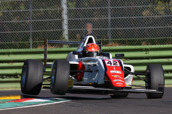 Imola - Podium for Petrov and DR Racing