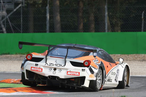 Nella volata finale a Monza Black Bull rallentata dalla sfortuna