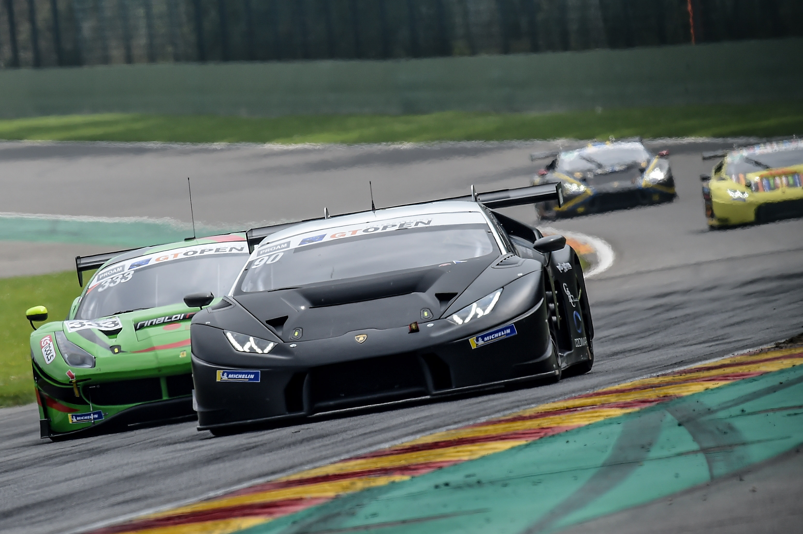 Target protagonista sfortunata nella tappa International GT Open a Spa

 